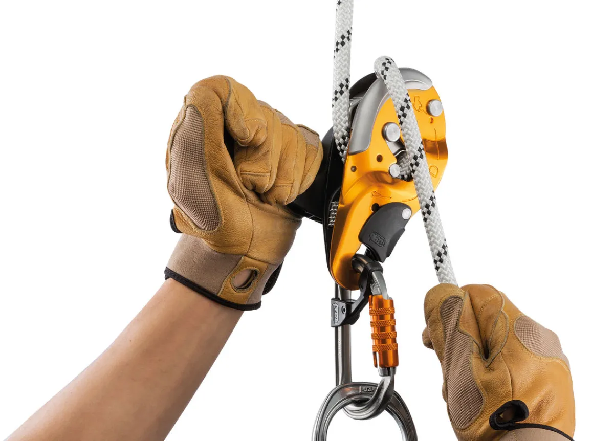 Petzl Axis 11 kernmantel rope for work at height Store