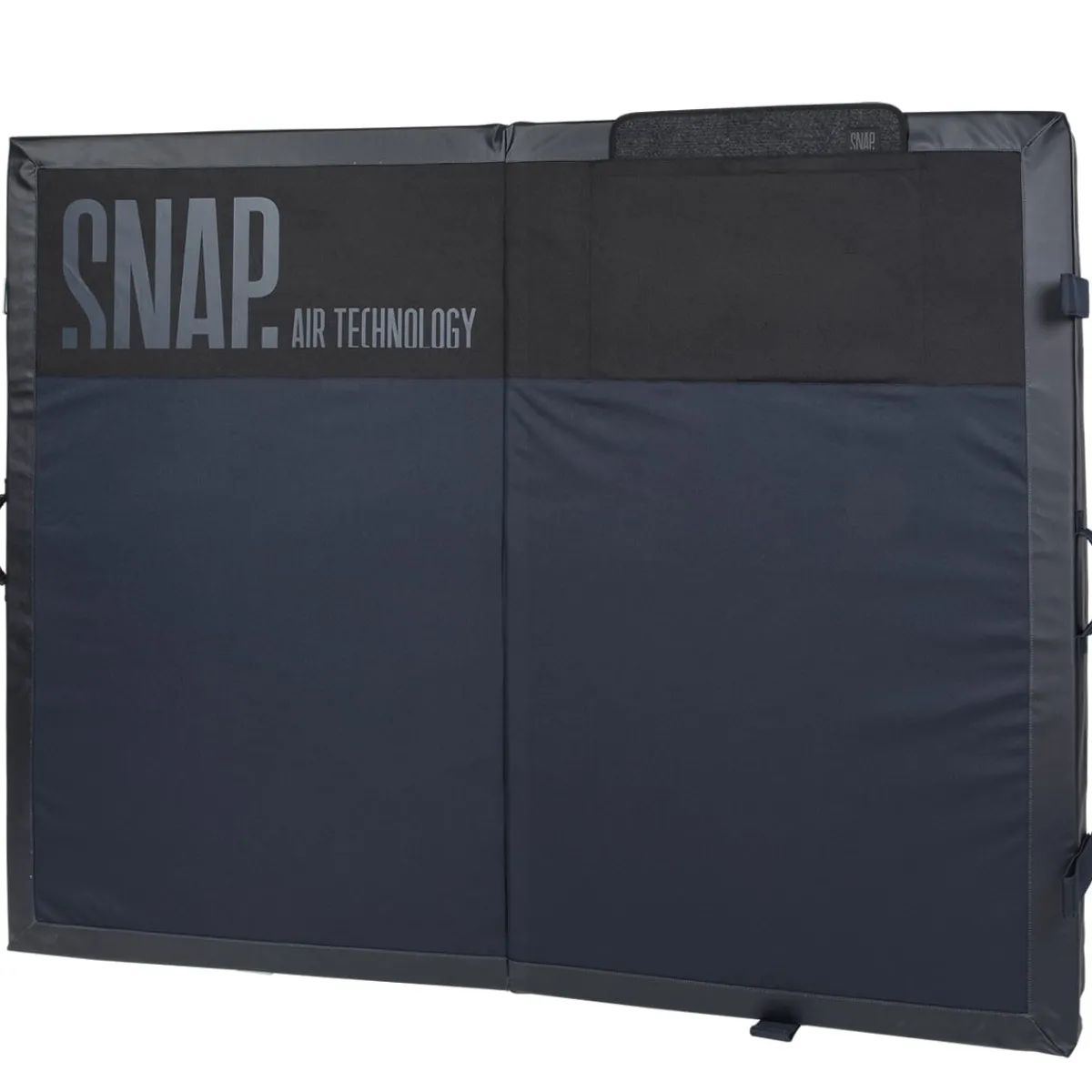 Snap climbing Grand Guts crash pad climbing bouldering Dark Night Hot